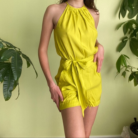 Romper - Picture 2 of 4